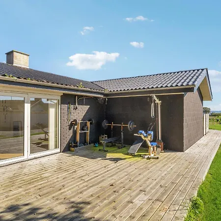 Bellissima Casa Con 4 Da Letto A Hårby