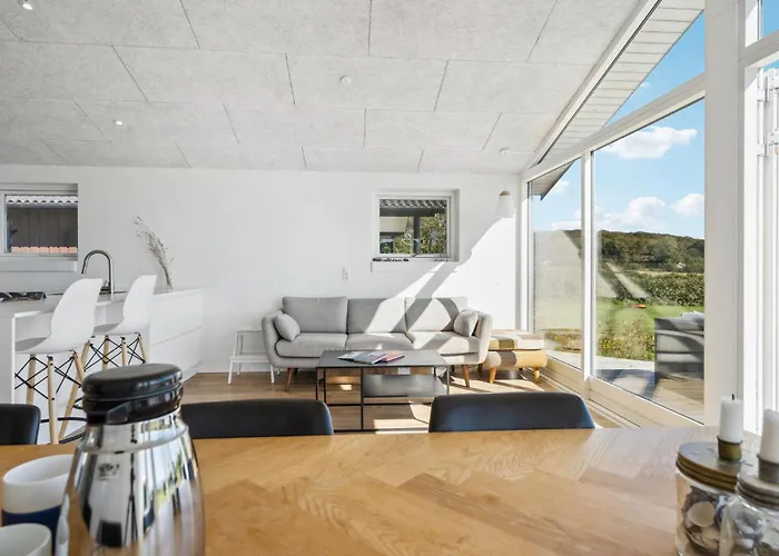 4 Bedroom Beautiful In Haarby 펜션 Hårby